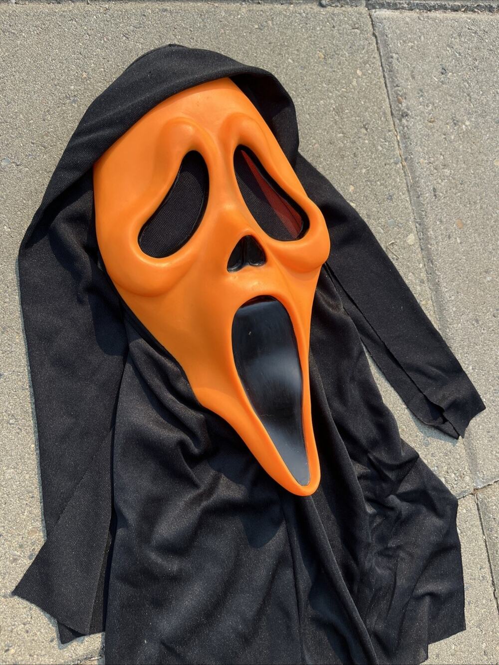 Vintage Orange Scream Ghost Face Mask Easter Unlimited Fun World RARE!